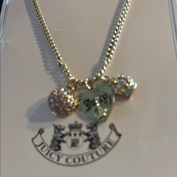 NWT Juicy Couture Gold Necklace with Charms - Picture 2 of 4